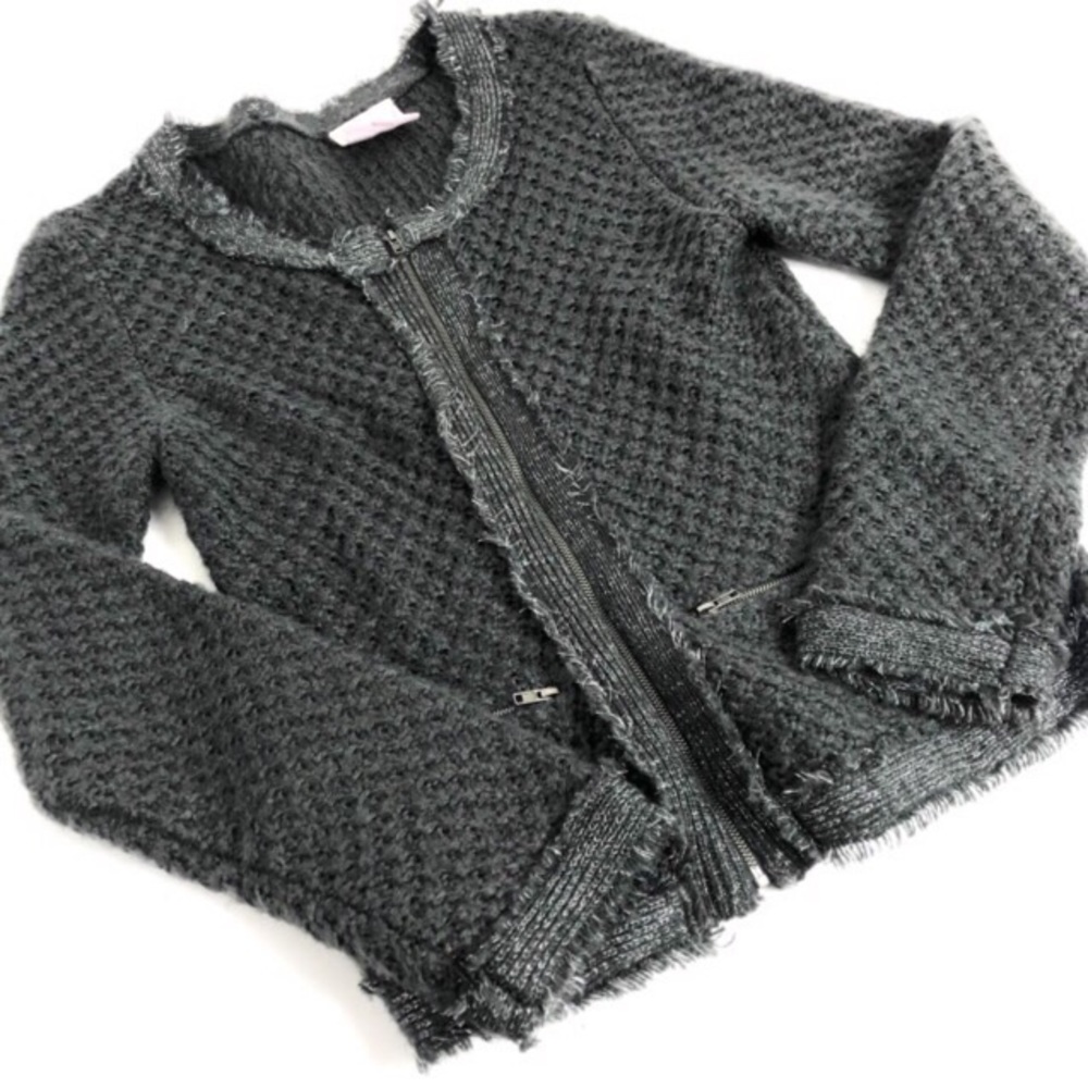 Romeo and Juliet Gray Metallic Trim Zip Sweater M